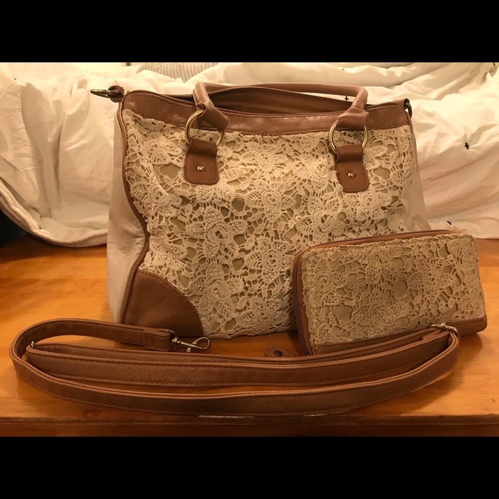 Lacey tote